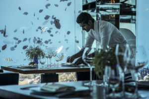 Anantara_Kihavah_Maldives_Villas_Restaurant_SEA_Underwater_Dining_Service